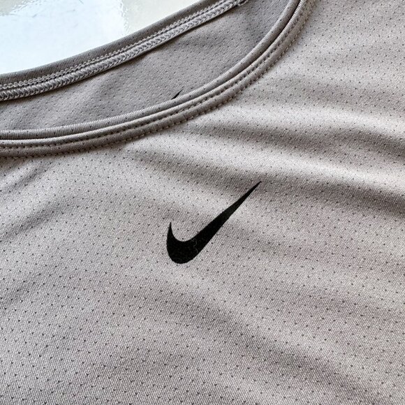 Nike | Dri-FIT Team Pro Long Sleeve Allover Mesh in Grey Small - Picture 5 of 5